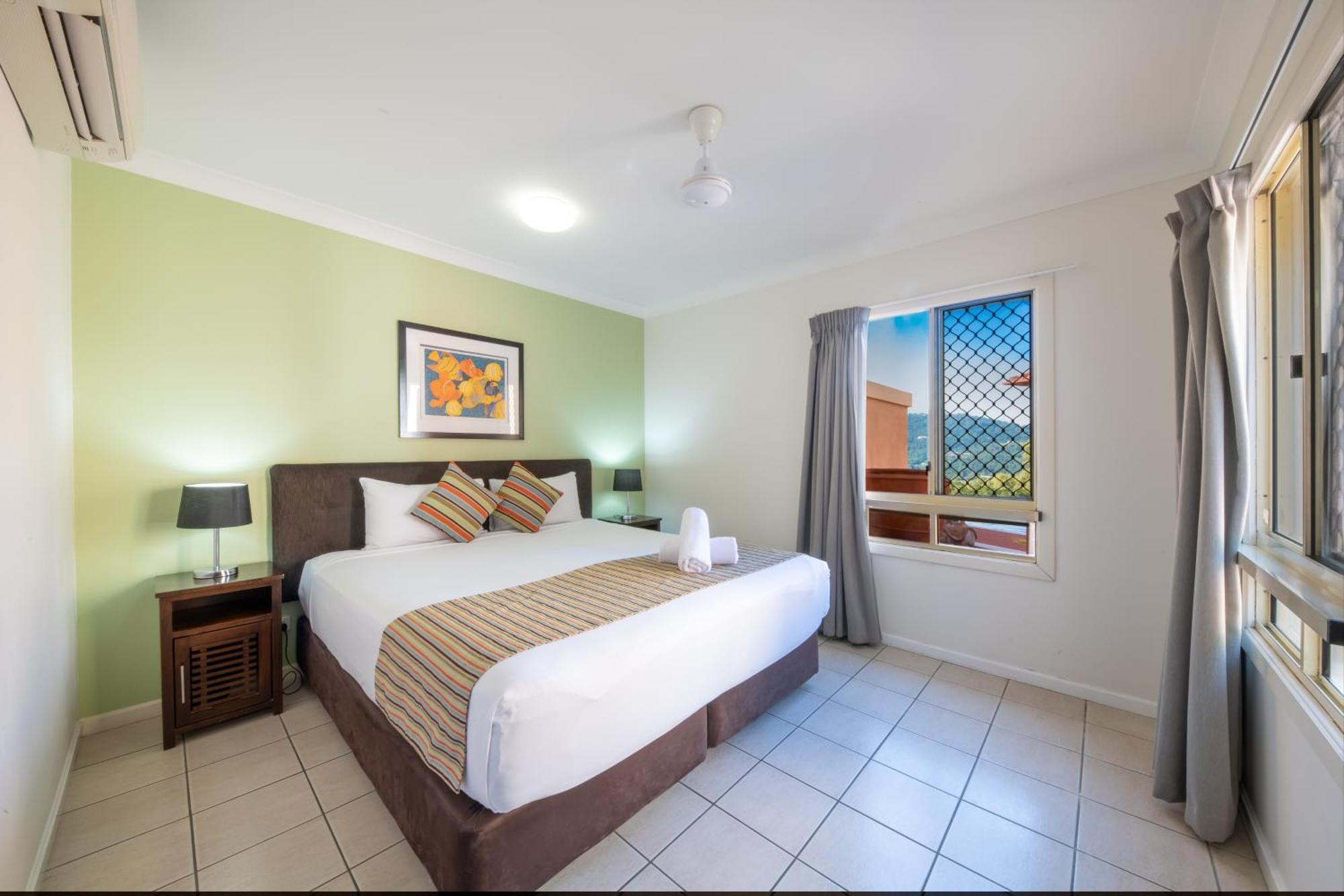 Martinique Whitsunday Resort Airlie Beach Exterior photo